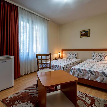 Primavera 1 Hotel Pazardzsik Kültér fotó