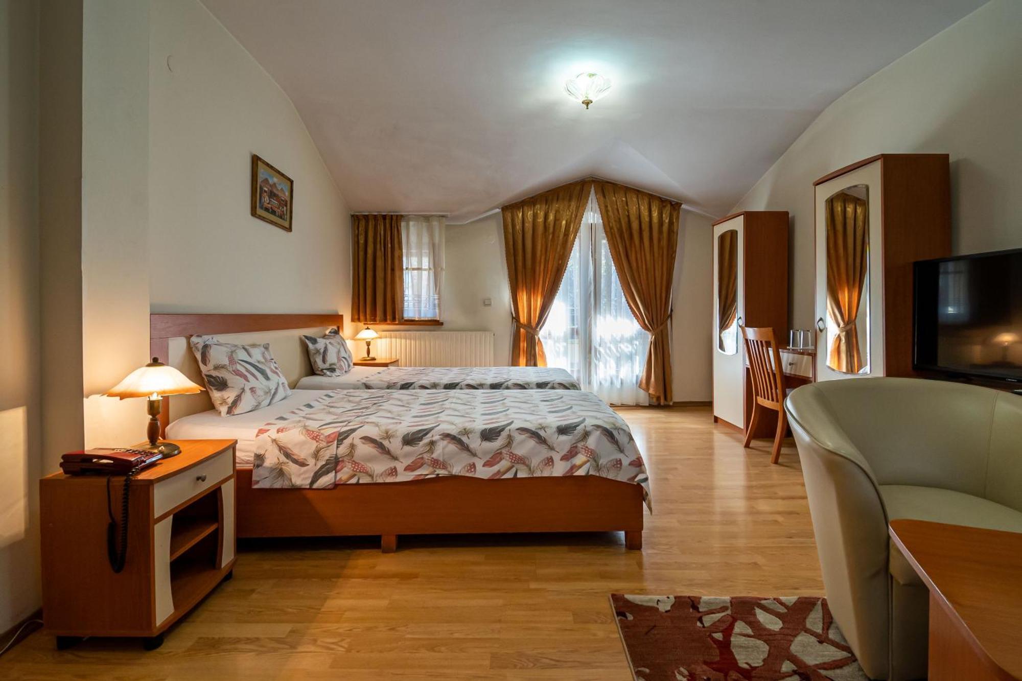 Primavera 1 Hotel Pazardzsik Kültér fotó