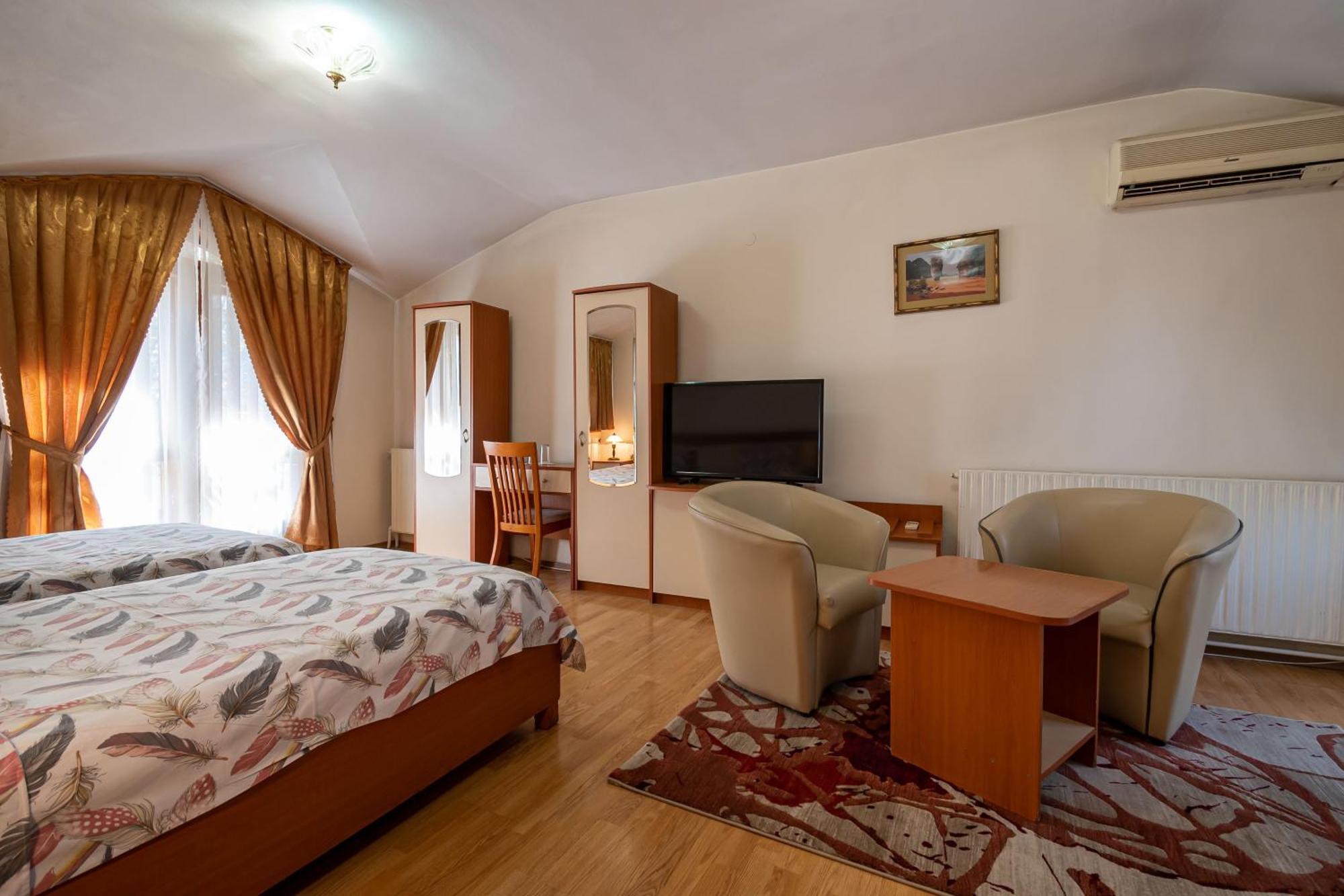 Primavera 1 Hotel Pazardzsik Kültér fotó